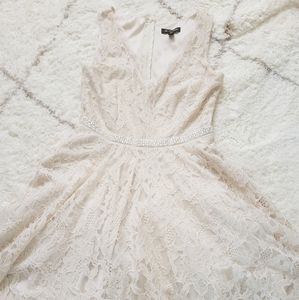 Jodi Kristopher Lace V-Neck Fit & Flare Dress Juniors Size 7 - Ivory/Champagne